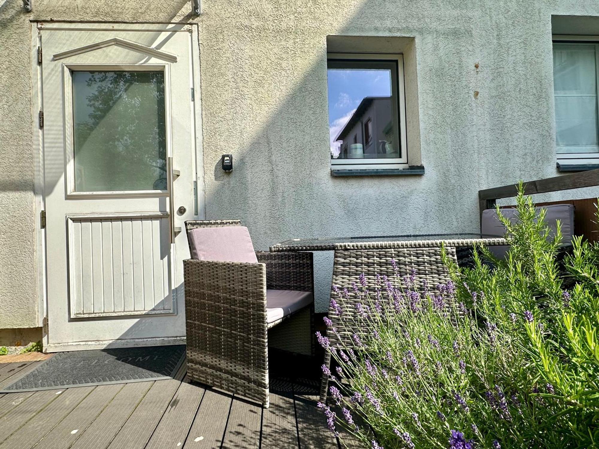 Modernes Apartement Am Rhein In Ruhiger Lage كولونيا المظهر الخارجي الصورة