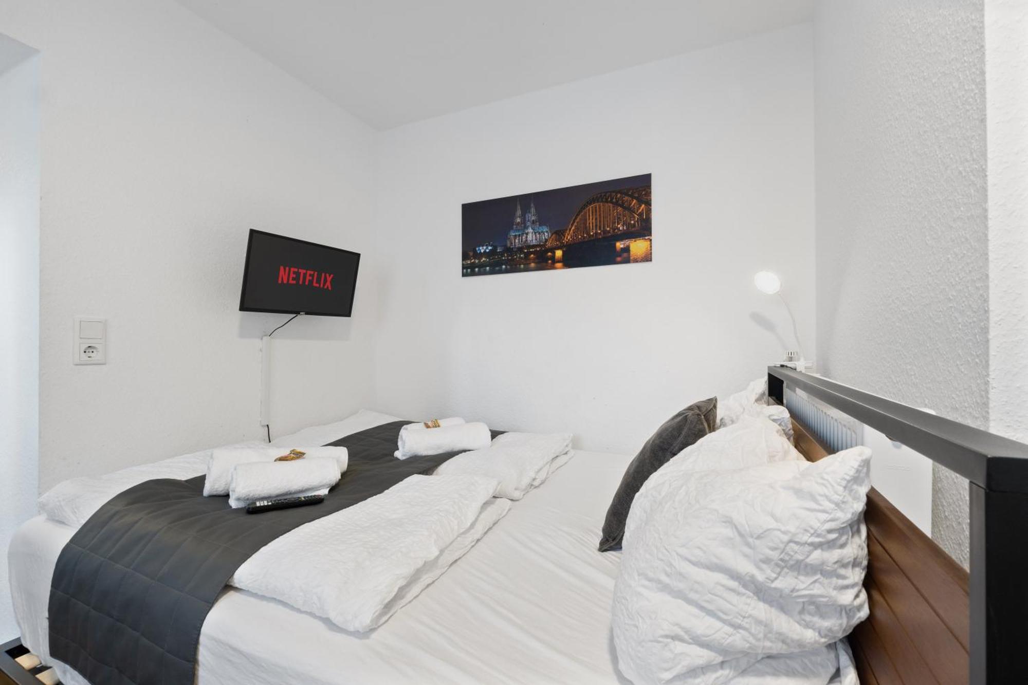 Modernes Apartement Am Rhein In Ruhiger Lage كولونيا المظهر الخارجي الصورة